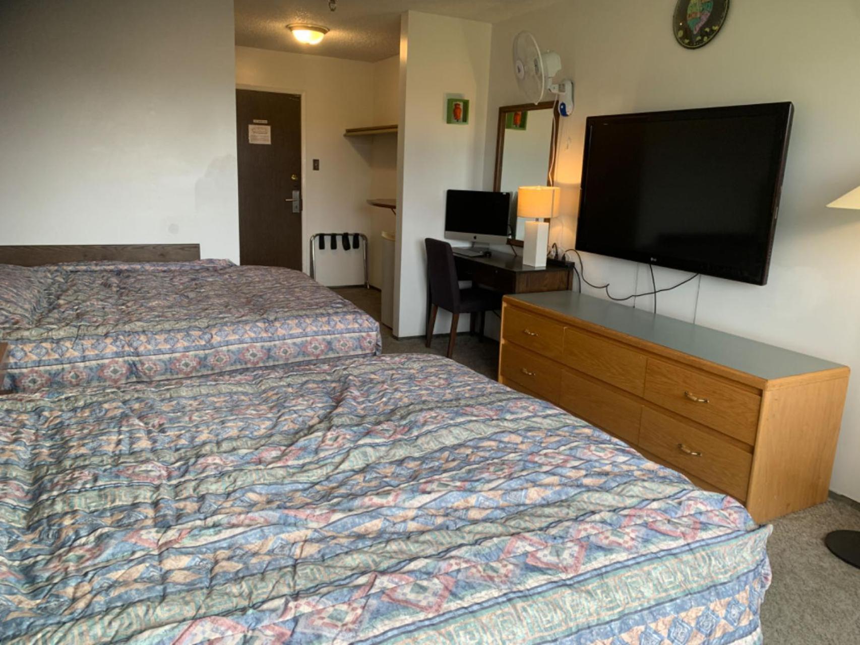 Providence Place Inn Port Hardy Eksteriør bilde