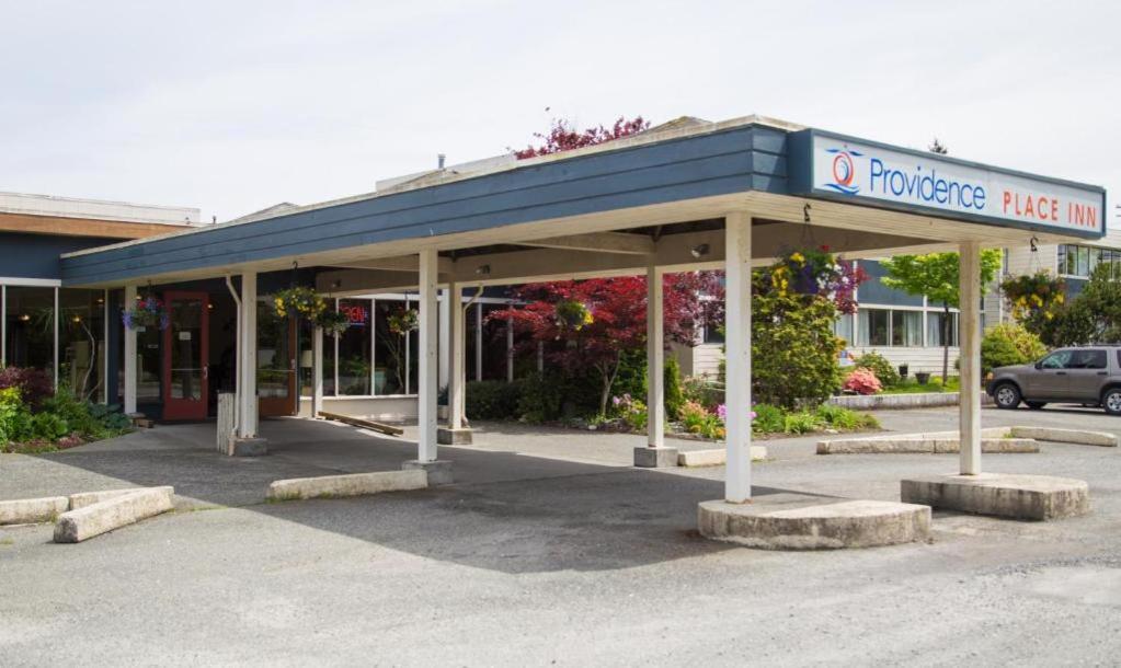 Providence Place Inn Port Hardy Eksteriør bilde